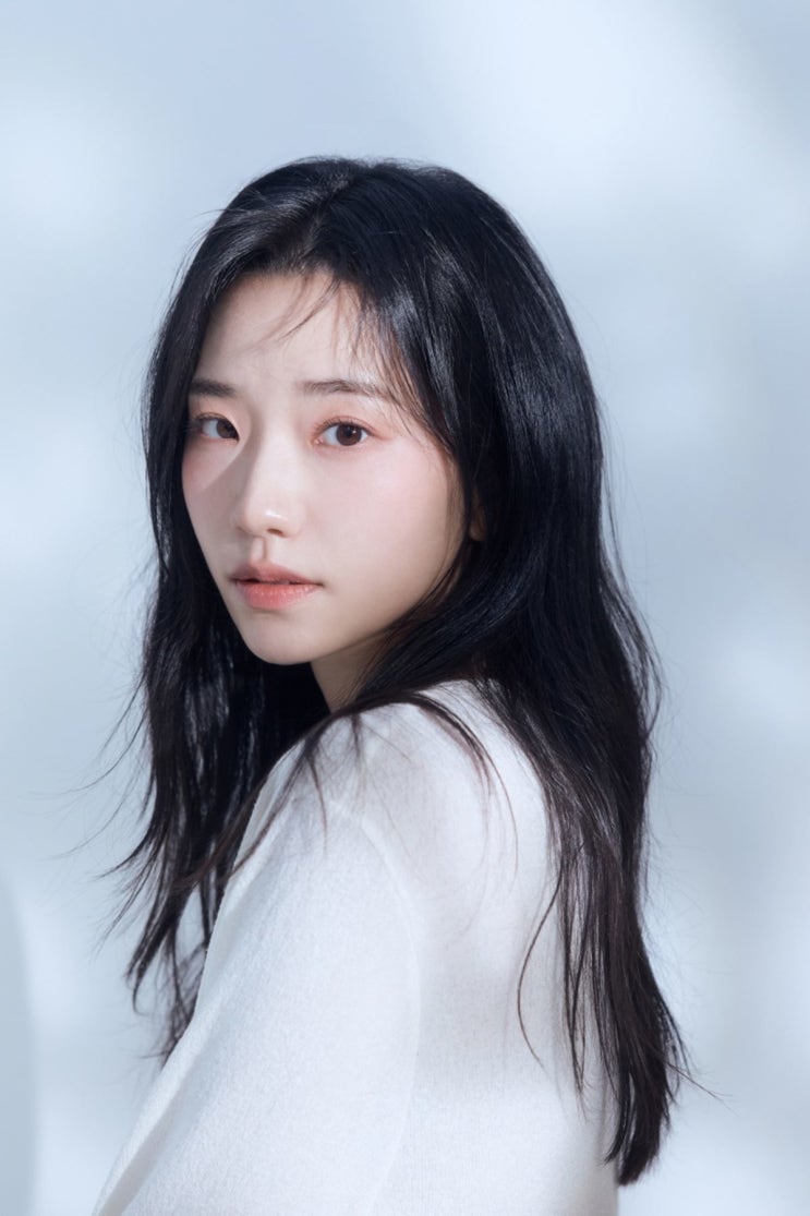 '세자가 사라졌다' 김노진, 청순미 넘치는 새 프로필 공개 '세자가 사라졌다' 김노진, 청순미 넘치는 새 프로필 공개