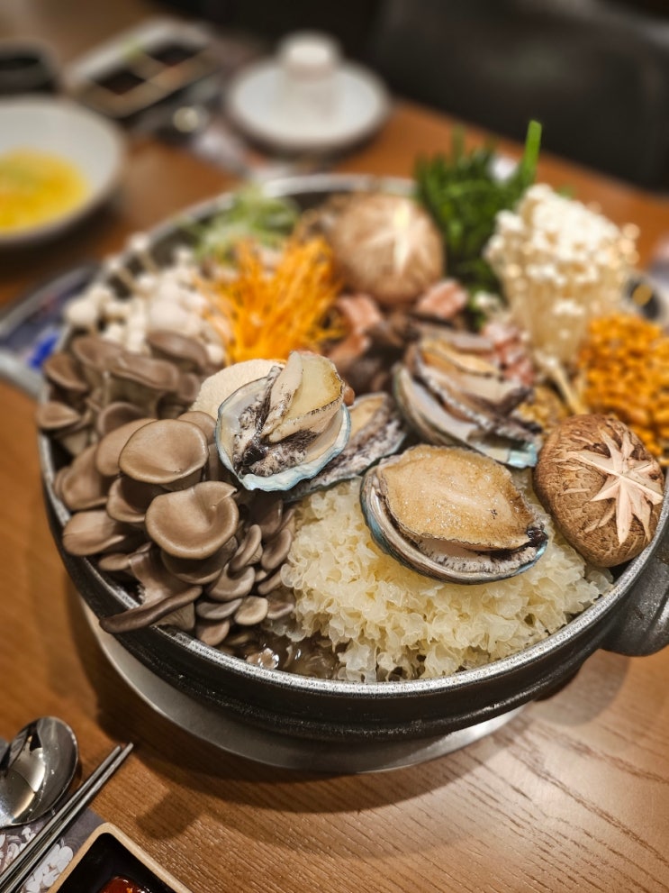  새솔동 '건강밥상 심마니 송산점' 환갑잔치 단체모임 추천