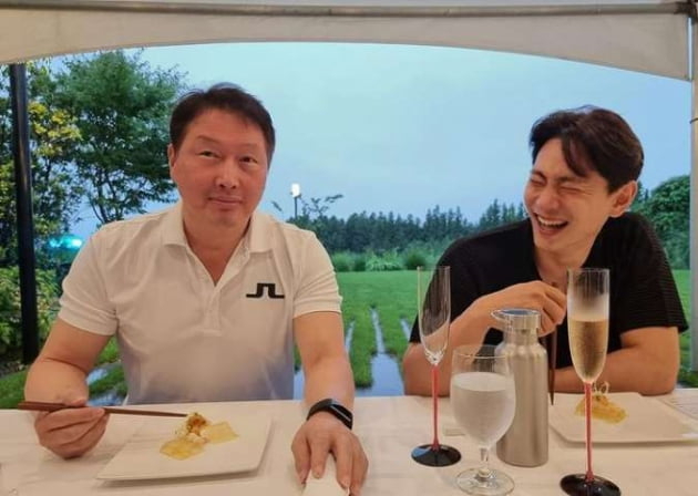 유태오 아내 니키리 인스타그램에 사랑관 올려 화제