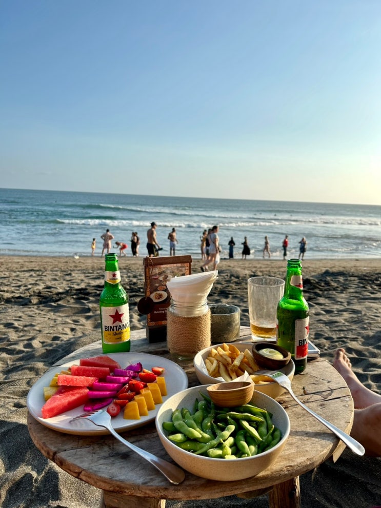  발리 짱구 평화로운 분위기 선셋 맛집 라브리사 비치클럽 La Brisa Beach Club 예약 없이 워크인 빈백좌석 이용 후기