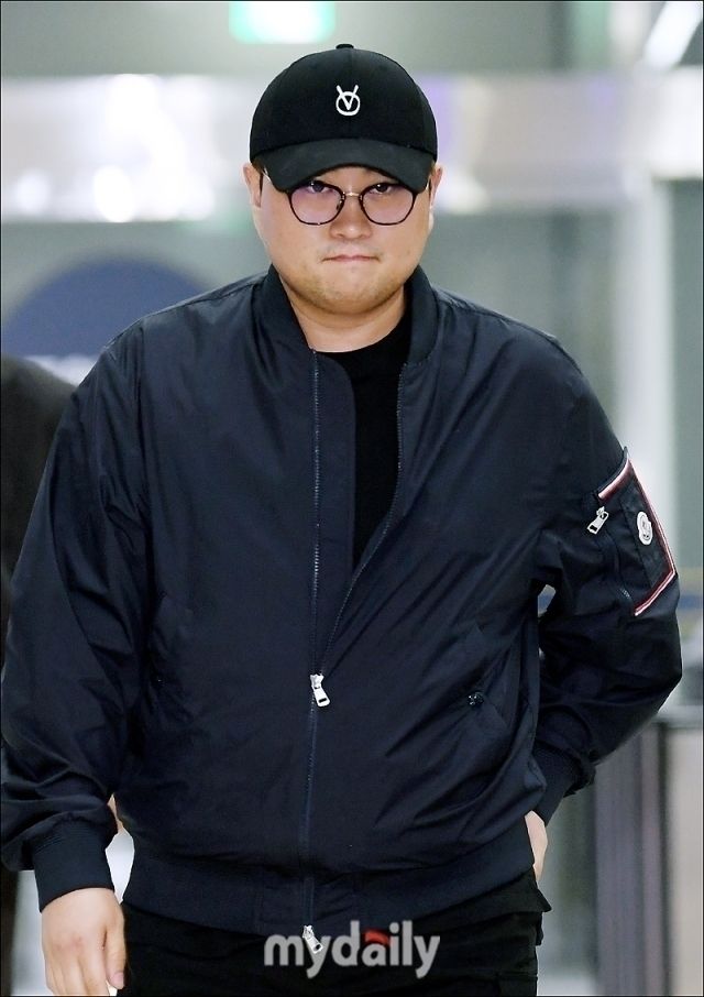  “군대보다 낫다” 김호중 서울구치소 식단, 춘천닭갈비+소고기미역국 “호강한다” 이혼소송 완패 SK 최태원 회장 “심려끼쳐 죄송…내실 경영 매진” 밀양 여중생사건 실시간 핫이슈