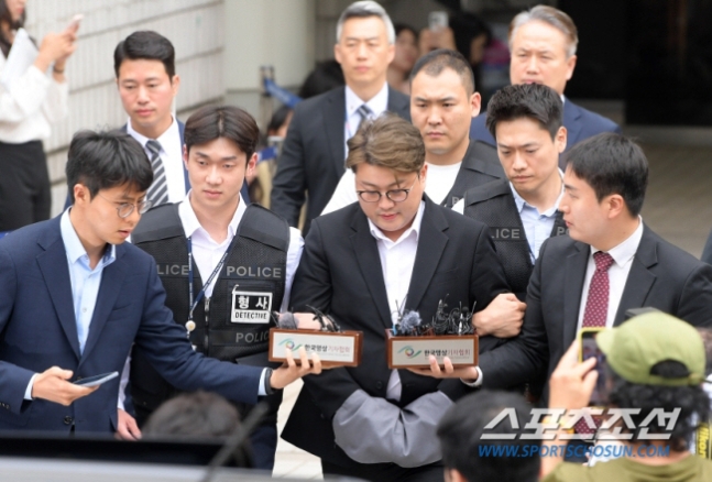 <b>경찰</b> "<b>김호중</b> <b>인권</b>침해 주장 동의 어려워…길 음주방조 혐의NO... 