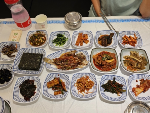  여수 이순신광장 게장 맛집 안자네밥상 추천