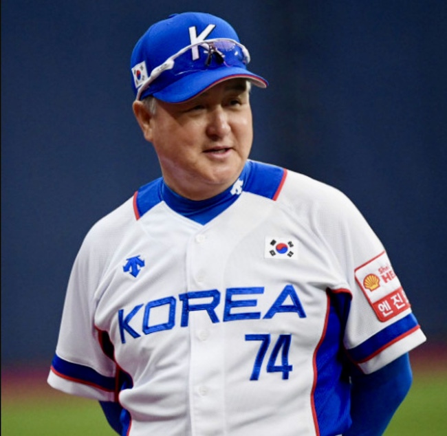 한화 김경문 감독 통산성적 경력 (+연봉)