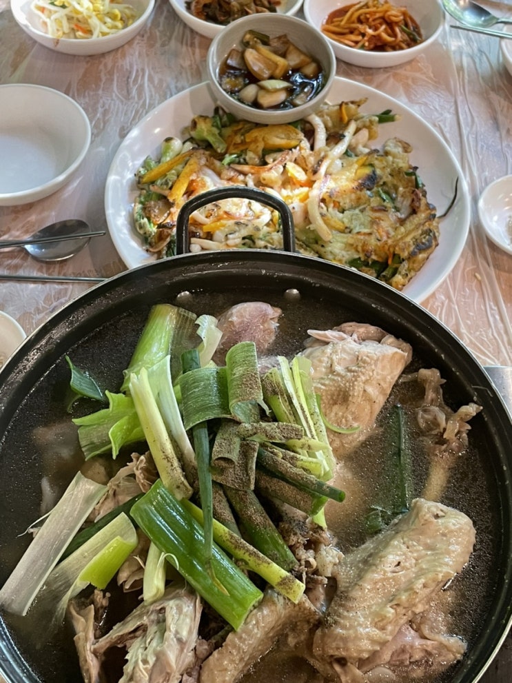  경기도 안양유원지 발 담그고 먹는 닭백숙 맛집 폭포수식당