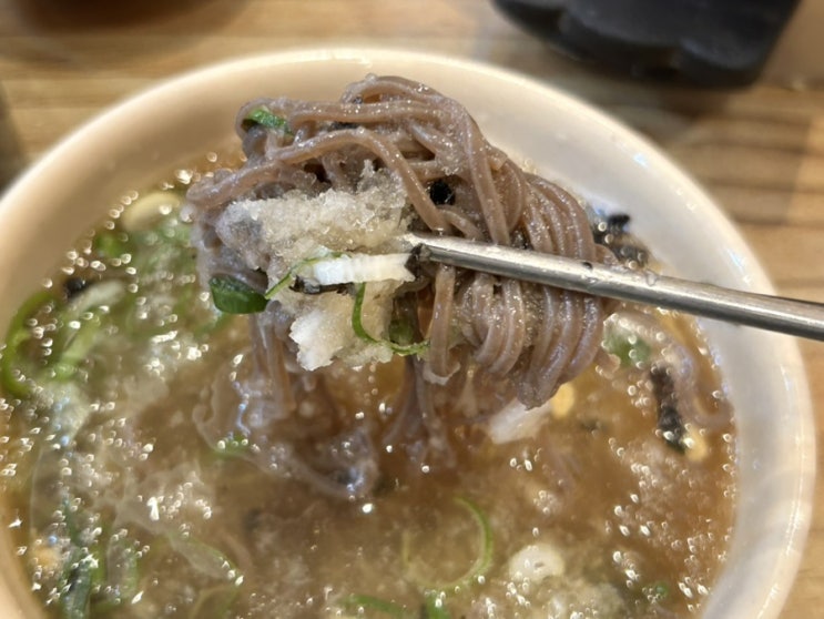  인천 부평시장역 맛집 청실홍실 모밀국수 만두