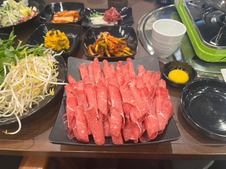  상견례, 가족모임 장소로 좋은 수원 인계동 한우 맛집 황금송아지! 한우 스키야끼 너무 맛나요~