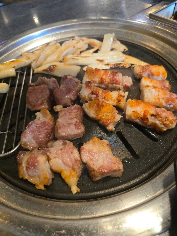  구미 비산동 삼겹살 및 고깃집 맛집 <육통육>
