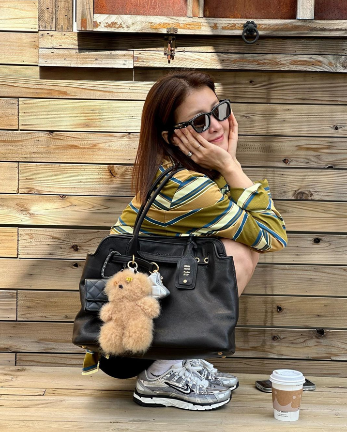  여름철 엄마들의 센스 있는 스타일로 편하게 신기 좋은 여자 런닝화로 나이키 P-6000 여성 운동화 정보 w. 이시영