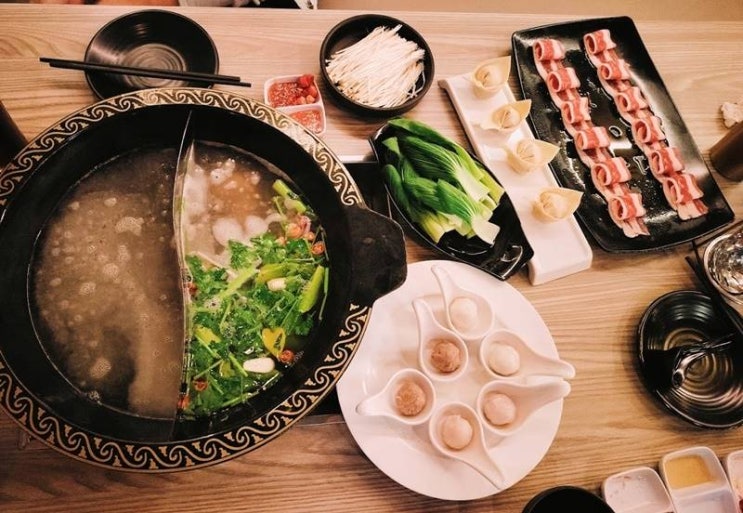  반둥 Pots and Pans