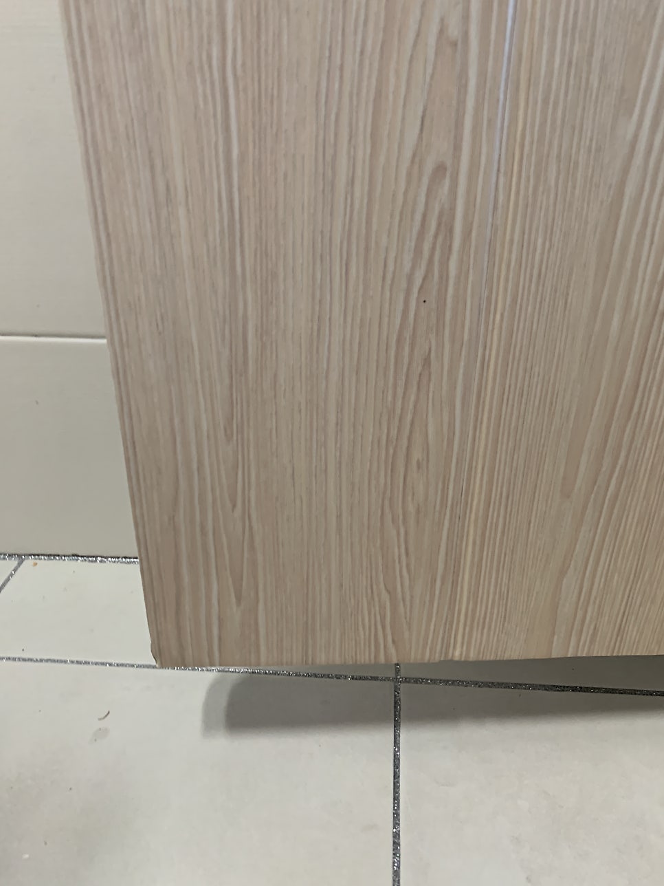 화장실문시트지 들뜬곳복원가능