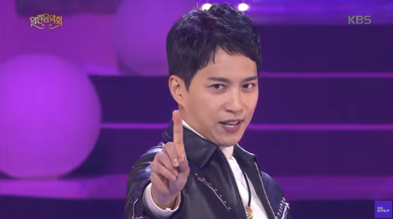 모두 잠든 후에 = 김원준 (반쪽이 되어 버렸지 남겨진 채 부서지는 내 마음~)