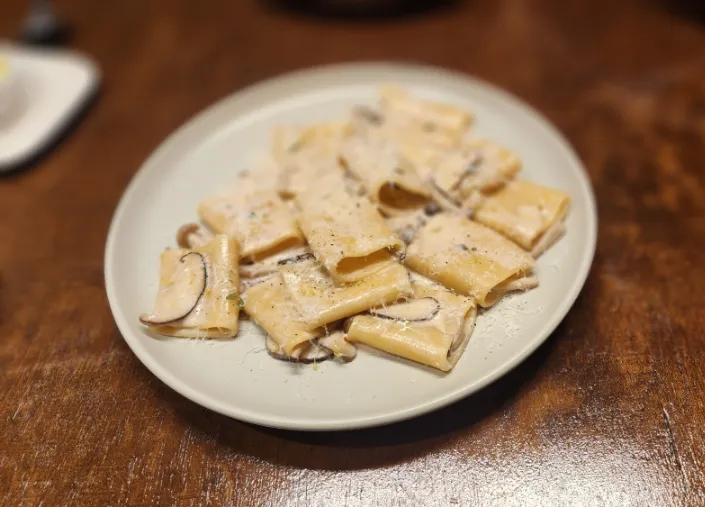  하단맛집 추천 정통 이탈리아 파스타를 맛볼 수 있는 분위기 좋은 동아대맛집 빠뜨 후기