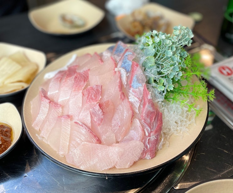  신당동 맛집 잿방어 숙성회 이도
