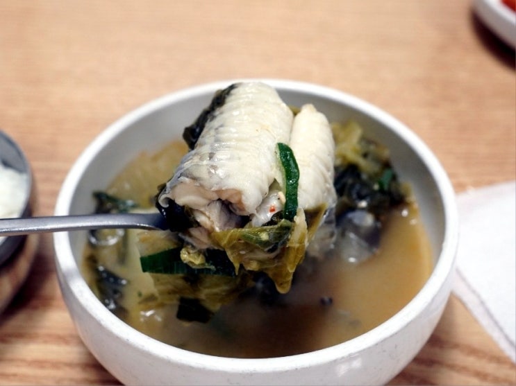  여수맛집 추천 상아식당 : 두툼한 통장어탕 맛집 (내돈내산 / 주차)