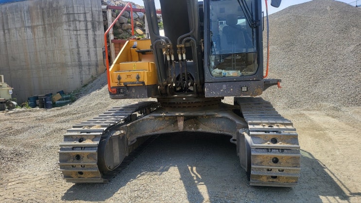 볼보 EC380E 2016년식 8800만원 판매합니다. 볼보 EC380E 2016년식 8800만원 판매합니다.