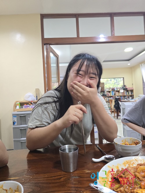  필리핀 홈스테이 하루하루 유학생들과 정신없이 보내고 있어요~