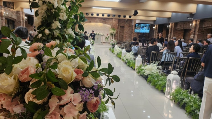  채플웨딩 한국교회 100주년 기념관 웨딩홀 네오트로