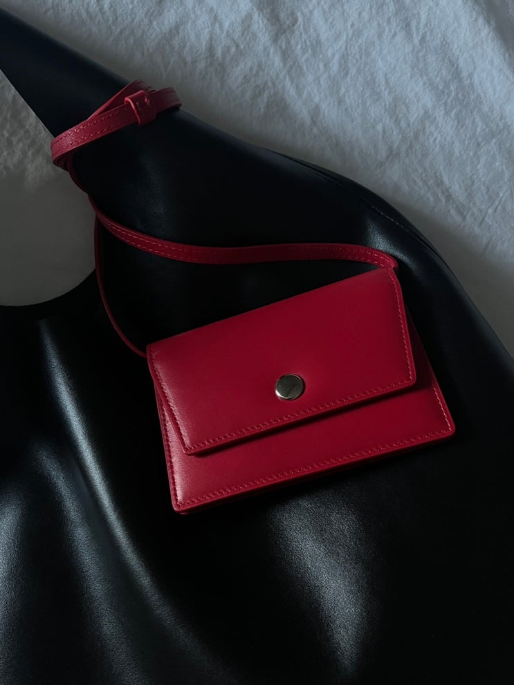  미니 스트랩 카드 지갑 | VILLA DE K 빌라드케이 지갑 리뷰(envelope purse - red)
