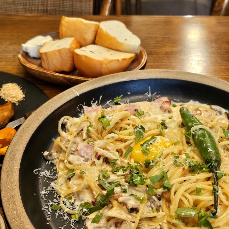  화정데이트 필수 맛집인 이그조틱 화정점