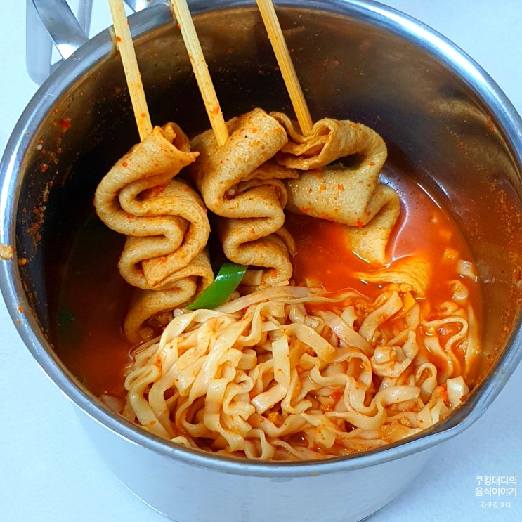  어묵 멸치 칼국수 레시피 농심 라면 조합 혼밥 술안주로 좋아요
