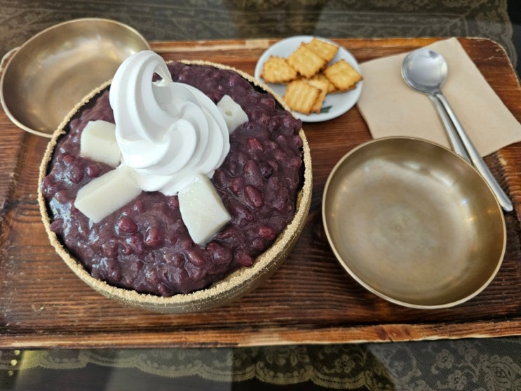  [전주카페] 고즈넉한 한옥마을 카페 꽃가마 디저트 팥빙수 후기
