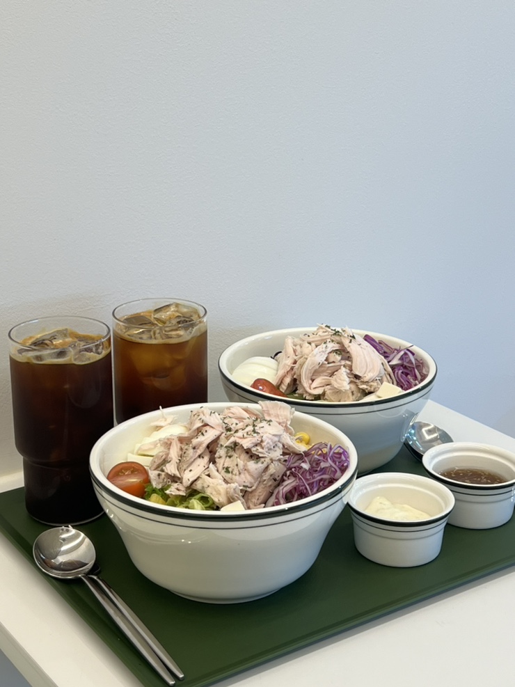  신중동 샐러드 포케 맛집 올곧다 부드러운 수비드닭가슴살 샐러드 먹어봤어요