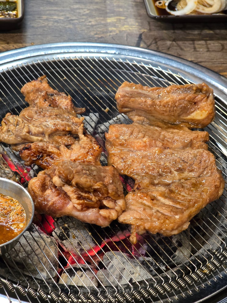  대구 방촌동 맛집 정은숙의 요즘 뒷고기 한입에 녹는 돼지갈비
