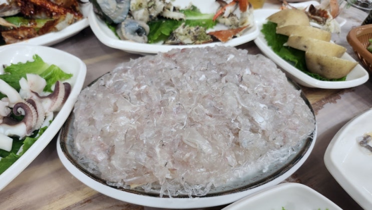  여수 신기동 횟집 신기제일시장 죽이네 마차