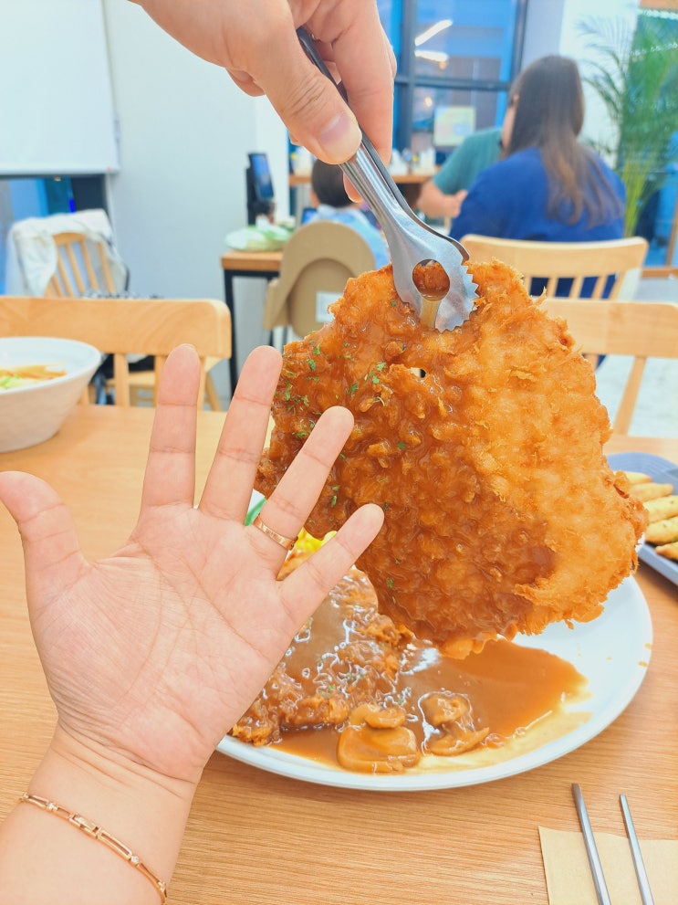 [군산] 무등왕돈까스 - 상추에 싸먹는 조촌동 돈까스맛집