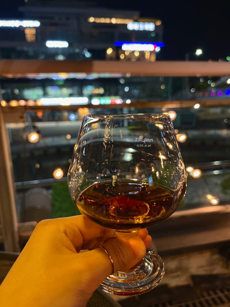  청라 맥주 오슬로, 분위기 좋은 야장 술집 위스키 바