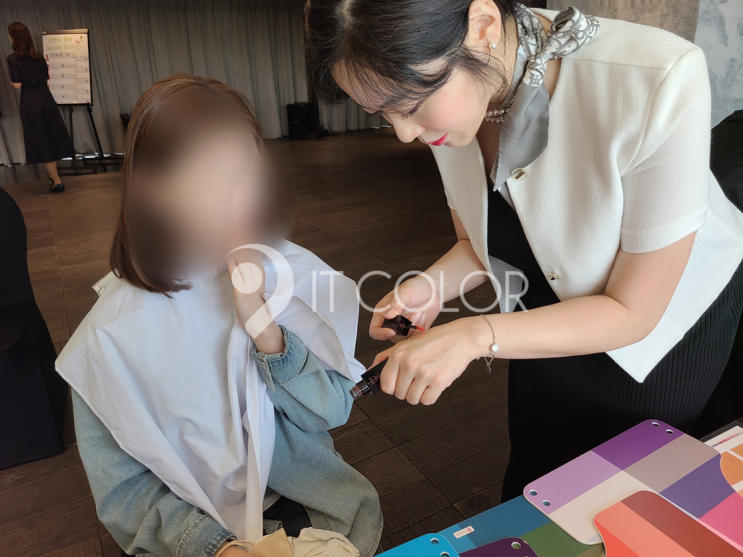 반얀트리 클럽 앤 스파 서울, 퍼스널 컬러 컨설팅 행사 부스 잇컬러 반얀트리 클럽 앤 스파 서울, 퍼스널 컬러 컨설팅 행사 부스 잇컬러