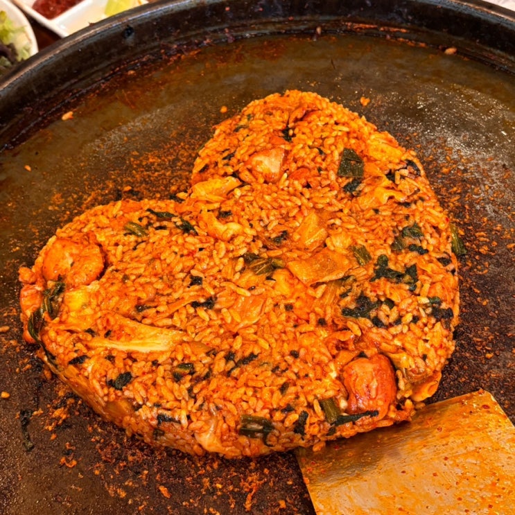  춘천 시청 맛집, 명동 근처 대통령이 다녀간 우미 닭갈비 새명동점 후기