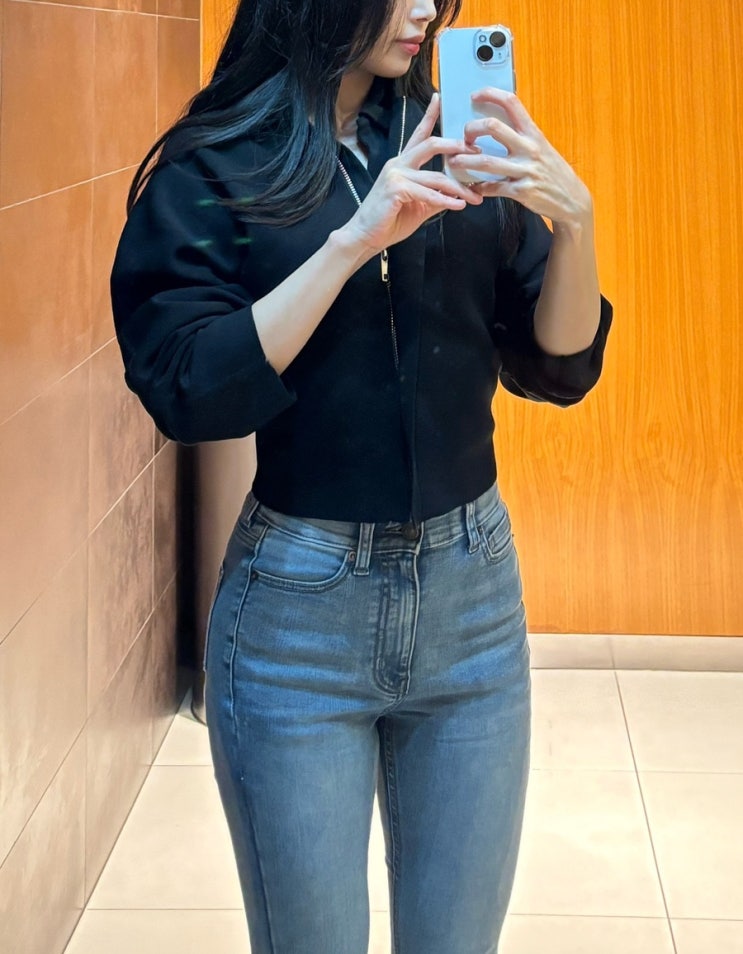  애플힙 라인이 예쁜 피치핏 골반청바지