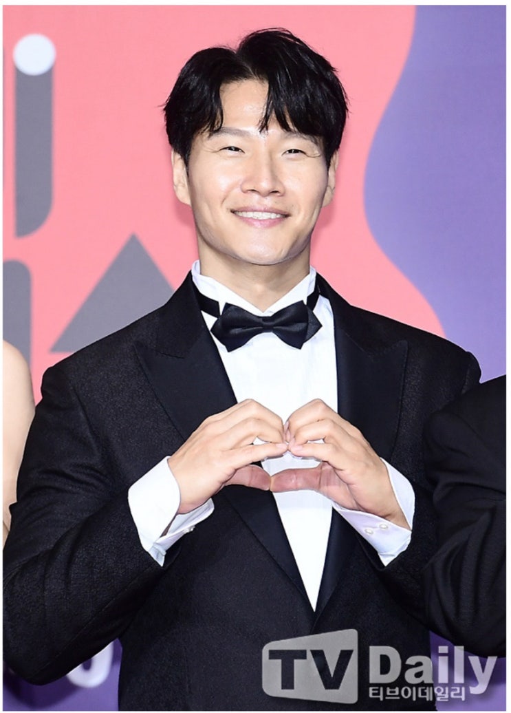 48세 용띠 <b>김종국</b> 할아버지... 슈퍼모델 출신 배우 <b>우승희</b> 출산)