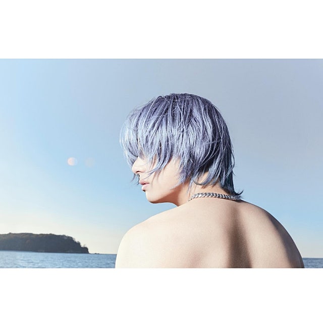 News image: 75 #1's for Love Me Again