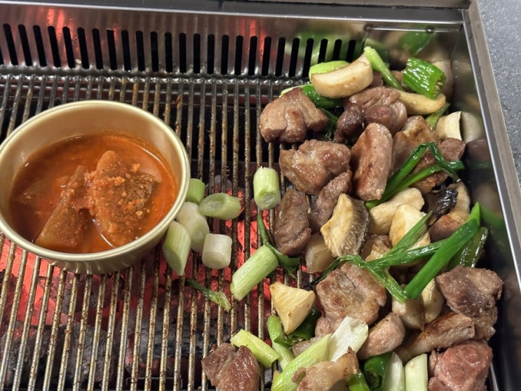  방이동 맛집 단체회식 구워주는 흑돼지고기집 문백숯불장인 잠실 방이점
