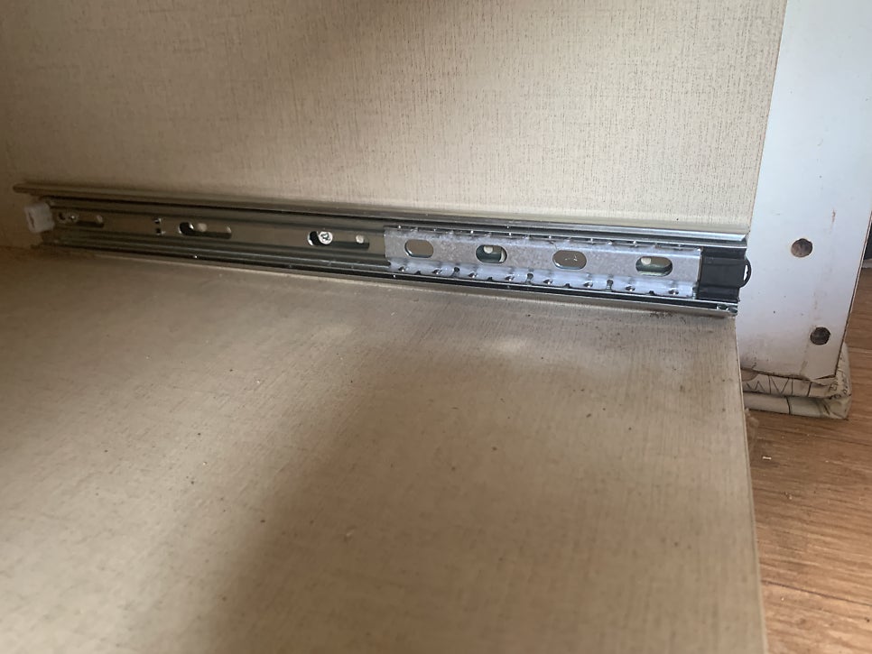 서랍장레일교체 전문업체