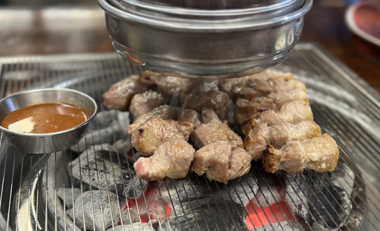  고기 구워주는 아차산역 삼겹살 맛집 | 고오기