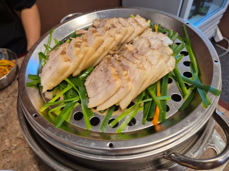  서울 교대역맛집 점심 추천 칼국수, 보쌈 다선칼국수 교대직영점