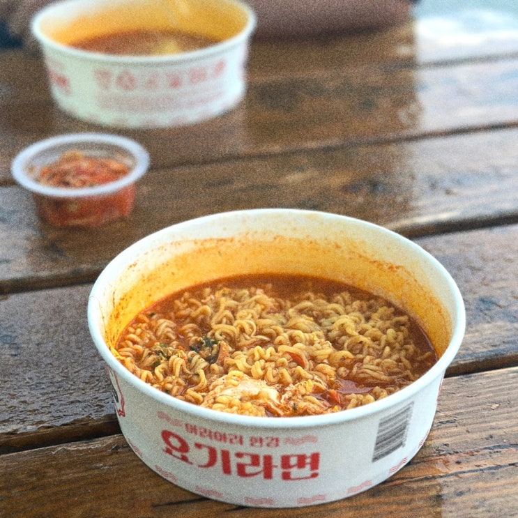  비오는 날 올림픽공원 산책하고 세븐일레븐 올림픽파크점에서 한강라면 먹은 리뷰. 물양 조절 완벽쓰