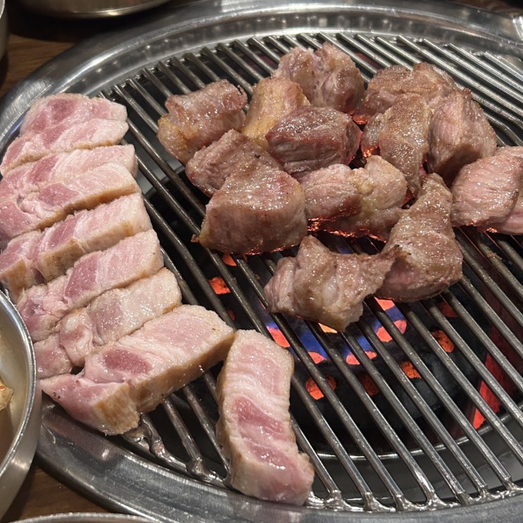  대전 둔산동 | 목살이 맛있는 직접 구워주는 고기집 추천 고깃리88번지 대전둔산점