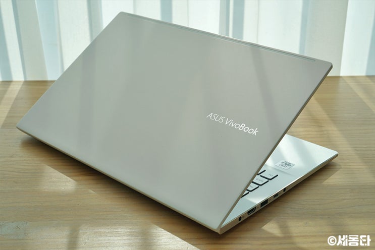  나의 일상과 함께한 에이수스 비보북 ASUS S533FA-BQ027 메탈 노트북