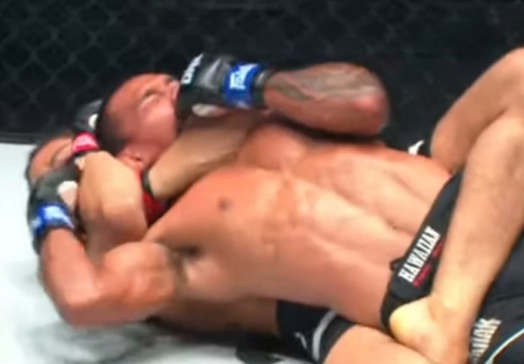  [원챔피언십] Kade Ruotolo, '프로 MMA 데뷔전'에서 1라운드 서브미션 승