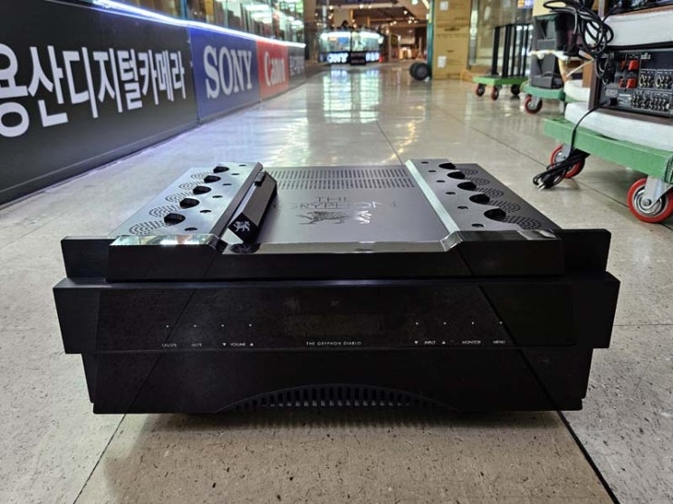 그리폰 사의 디아블로 <b>인티</b>앰프입니다.