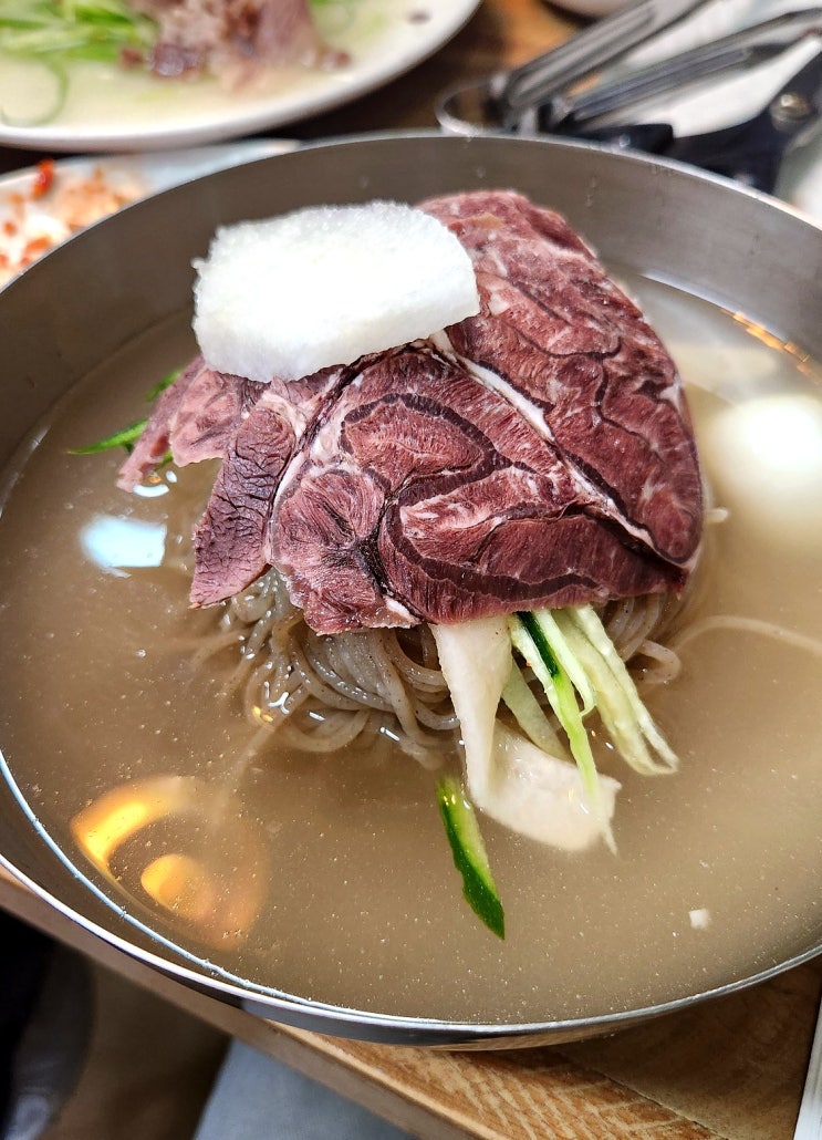  평양냉면을 맛볼 수 있는 강남 을밀대