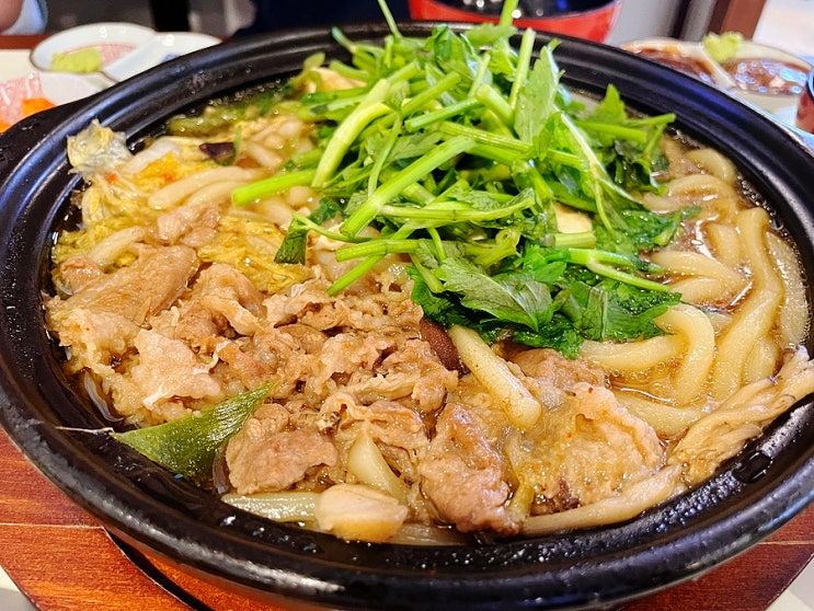 혜화역 4번출구 맛집 메종아카이 스키야끼나베우동과 돈까스 추천