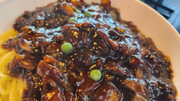  백종원 내꺼내먹 본 후 홍콩반점 신림역점 방문, 만족도 설문조사 중 : 짜장면, 탕수육