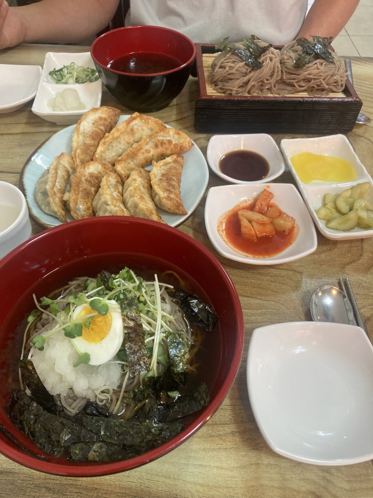  [강동구 암사동 모밀 맛집] 여름철 시원한 판모밀,냉모밀 맛집 가성비 좋은 식당 암사면옥(+암사역 점심메뉴/군만두)