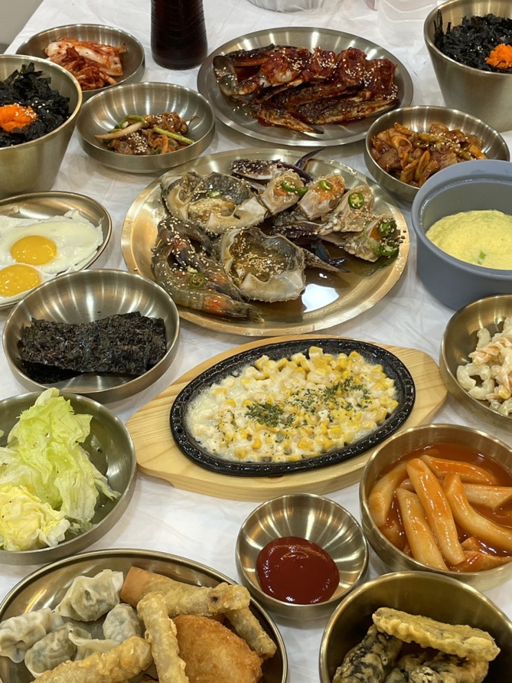  광안리 간장게장 맛집 다양한 사이드가 있는 간장게장 무한리필 간장게장집